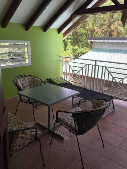 Apartamento Beautiful Arpartment For 2 Deshaies Exterior foto
